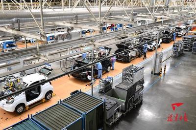 智能化賦能汽車產業 智能網聯汽車相關技術研究與應用展望